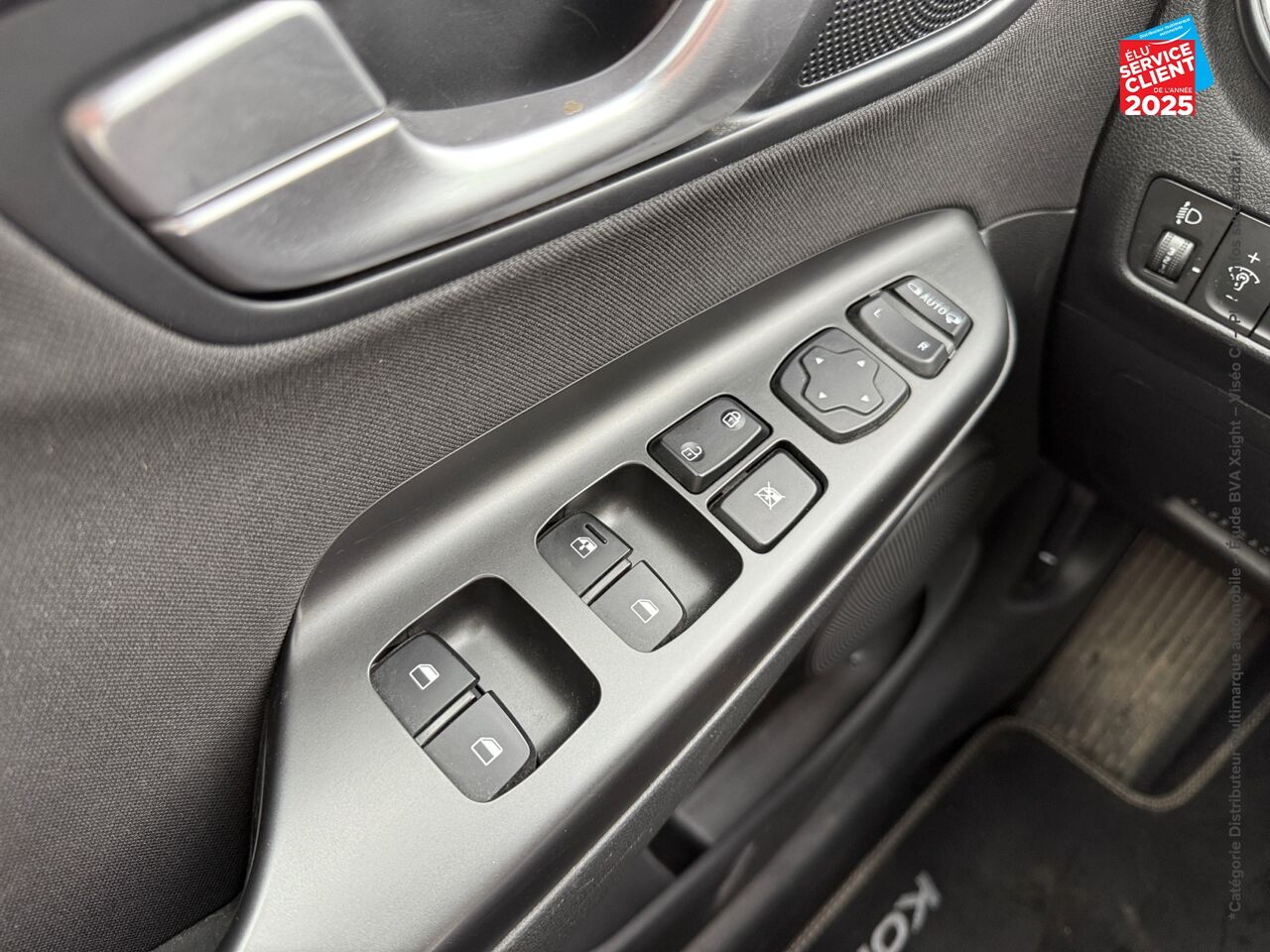 Véhicule d'occasion HYUNDAI KONA 1.6 GDI HYBRID 141CH CREATIVE DCT-6 EURO6D-T EVAP chez Hyundai Chalons
