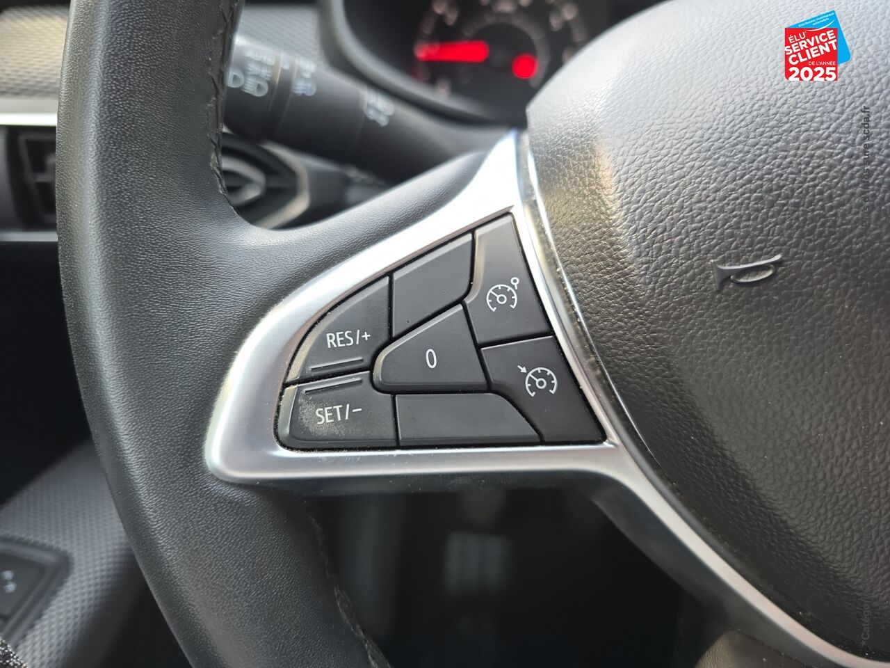 Véhicule d'occasion DACIA SANDERO 1.0 SCE 65CH CONFORT -22 chez Toyota Verdun