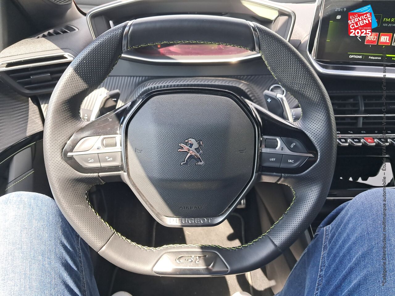 Véhicule d'occasion PEUGEOT 208 1.2 PURETECH 100CH S/S GT EAT8 SIEGE CHAUF CAMERA GPS chez Hyundai Epernay