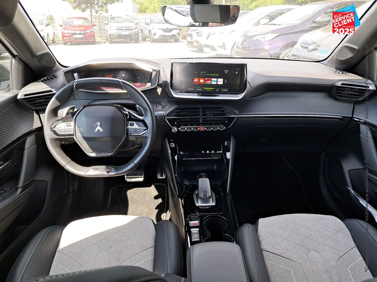 Véhicule d'occasion PEUGEOT 208 1.2 PURETECH 100CH S/S GT EAT8 SIEGE CHAUF CAMERA GPS chez Hyundai Epernay