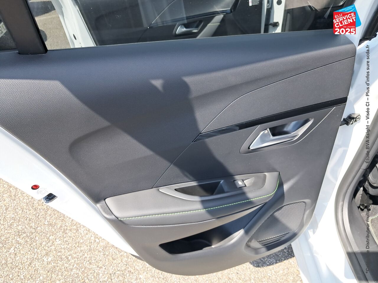 Véhicule d'occasion PEUGEOT 208 1.2 PURETECH 100CH S/S GT EAT8 SIEGE CHAUF CAMERA GPS chez Hyundai Epernay