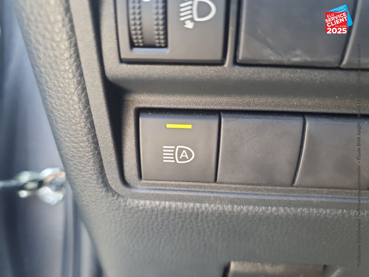 Véhicule d'occasion TOYOTA YARIS CROSS 116H DYNAMIC MY22 CAMERA CARPLAY chez Toyota Besançon
