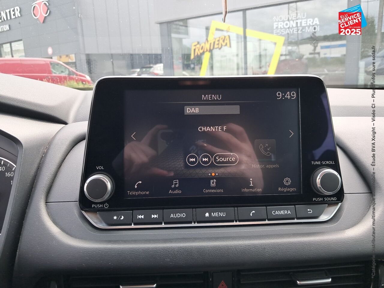 Véhicule d'occasion NISSAN QASHQAI 1.3 MILD HYBRID 140CH ACENTA 2022 chez Nissan Qashqai occasion
