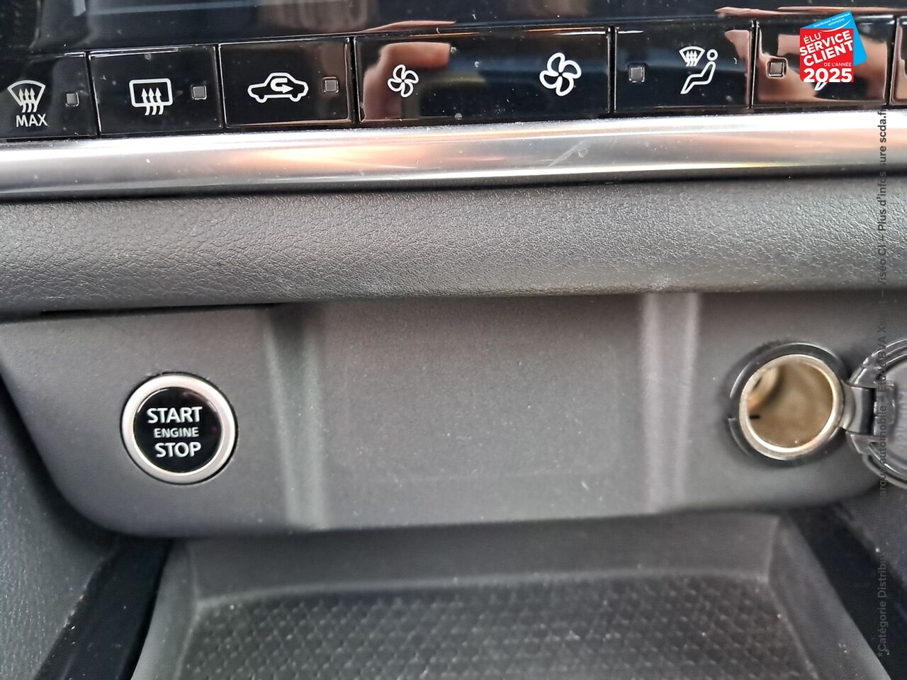 Véhicule d'occasion NISSAN QASHQAI 1.3 MILD HYBRID 140CH ACENTA 2022 chez Nissan Qashqai occasion
