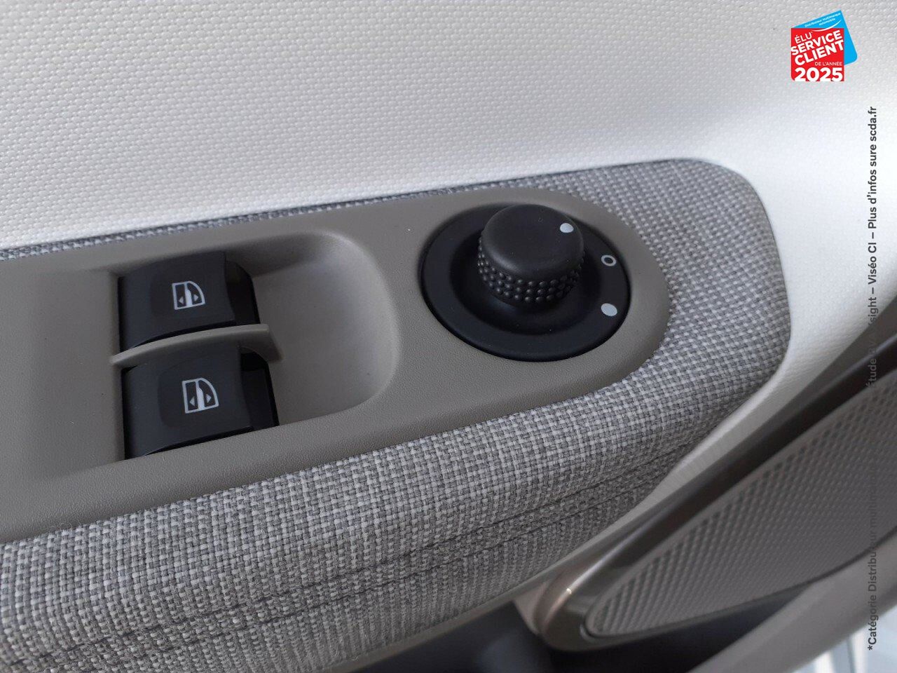 Véhicule d'occasion RENAULT ZOE ZEN CHARGE NORMALE R90 GPS chez Renault Mulhouse