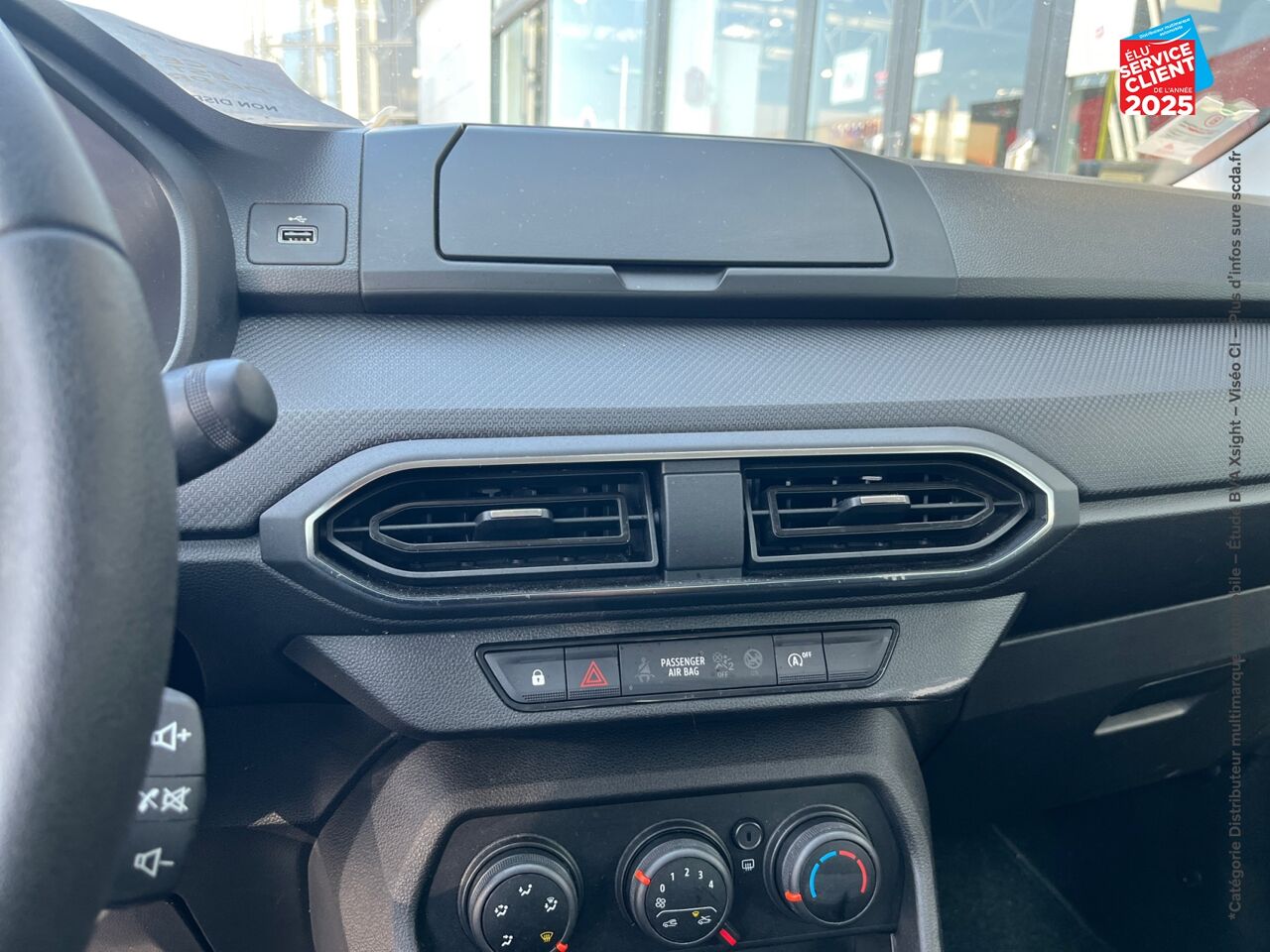 Véhicule d'occasion DACIA SANDERO 1.0 SCE 65CH ESSENTIAL chez Renault Colmar