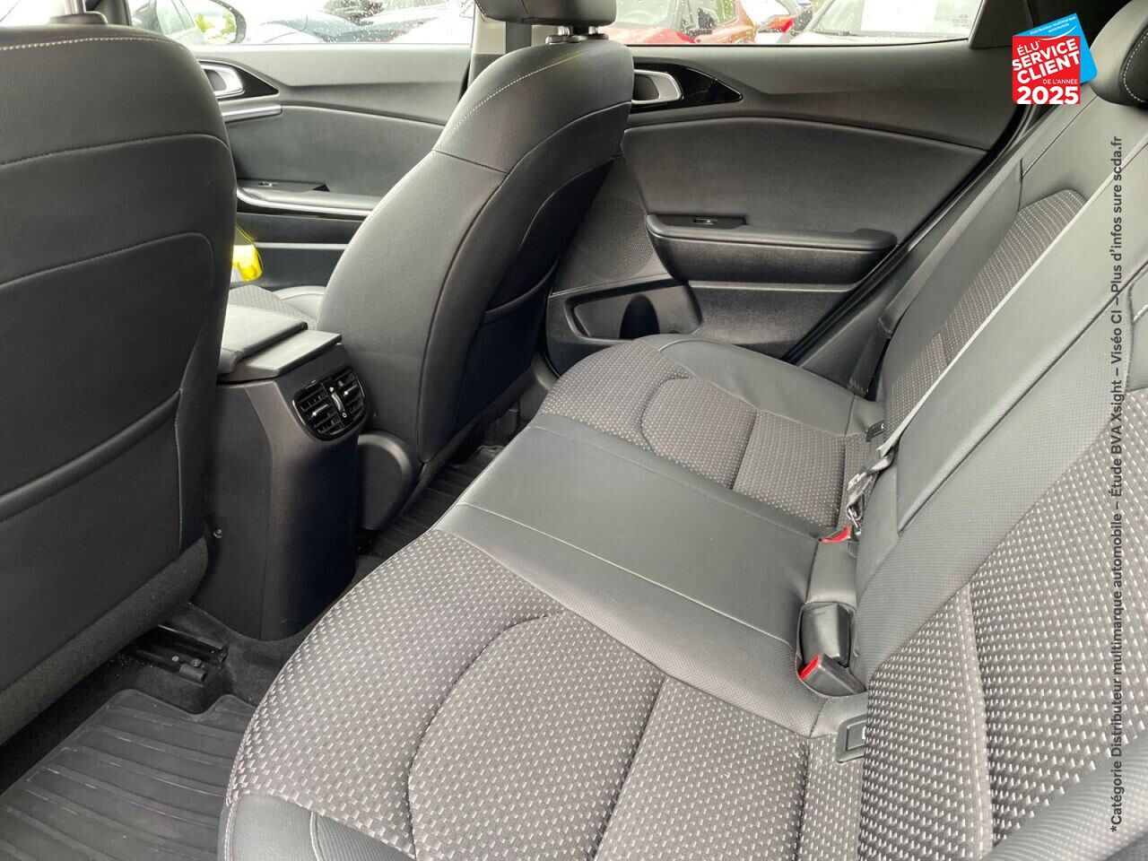 Véhicule d'occasion KIA XCEED 1.6 T-GDI 204CH LAUNCH EDITION DCT7 chez Toyota Verdun