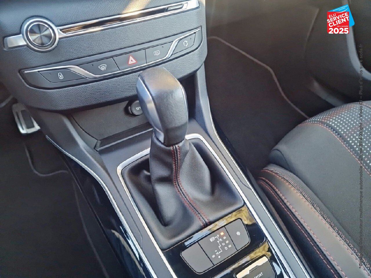 Véhicule d'occasion PEUGEOT 308 1.2 PURETECH 130CH GT LINE SS EAT6 5P chez Renault Saint-Louis