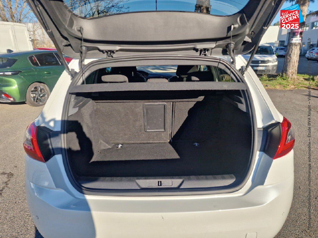 Véhicule d'occasion PEUGEOT 308 1.2 PURETECH 130CH GT LINE SS EAT6 5P chez Renault Saint-Louis