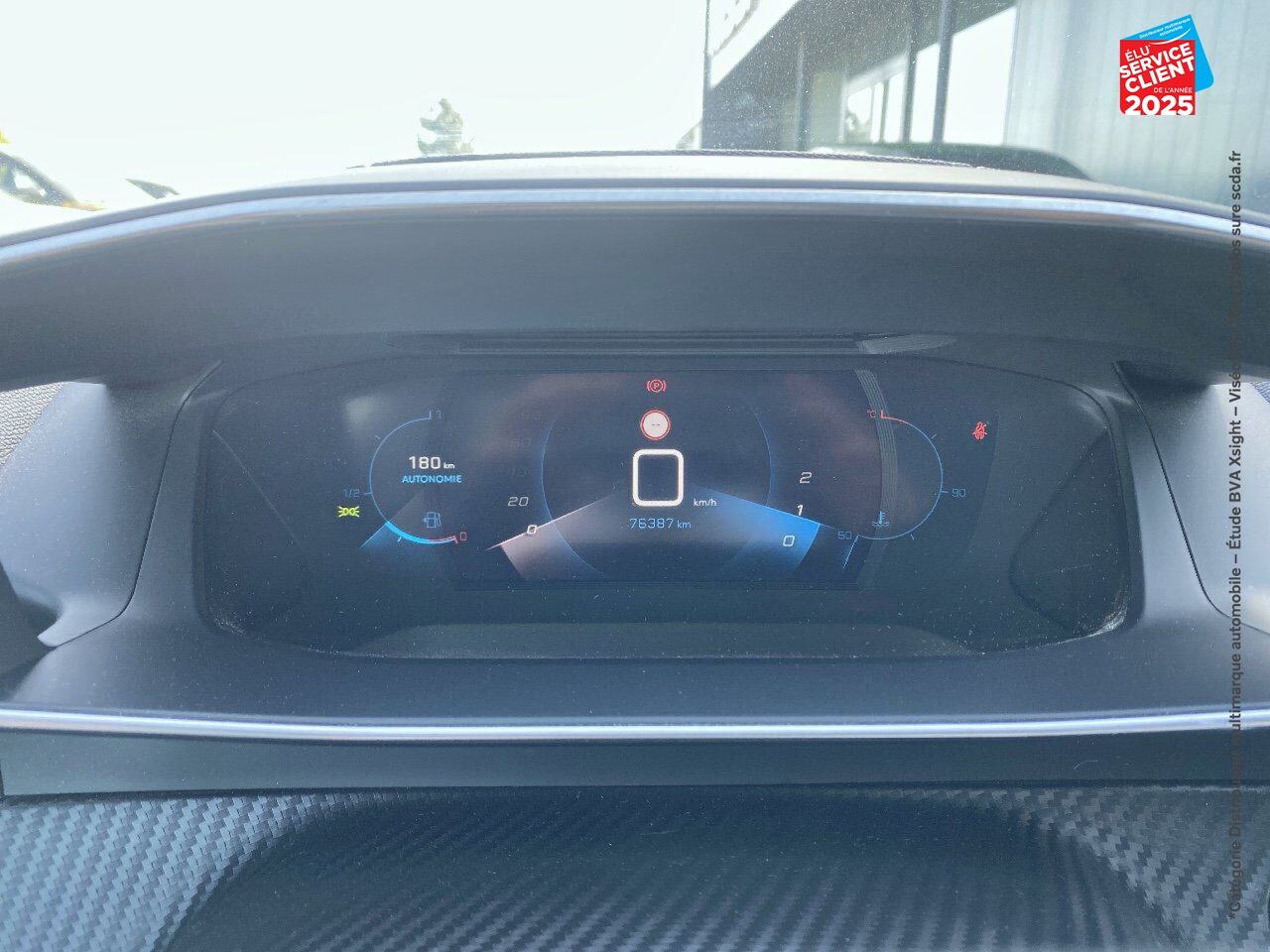 Véhicule d'occasion PEUGEOT 208 1.2 PURETECH 100CH S/S GT LINE TPANO GPS CAMERA chez Renault Mulhouse