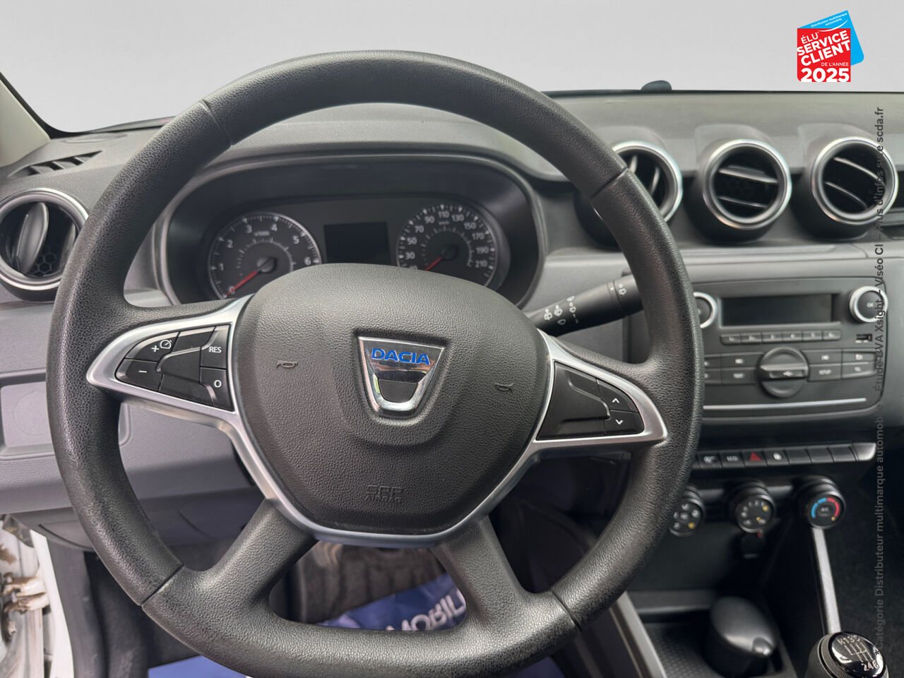 Véhicule d'occasion DACIA DUSTER 1.0 ECO-G 100CH ESSENTIEL 4X2 - E6U ATTELAGE chez Renault Colmar