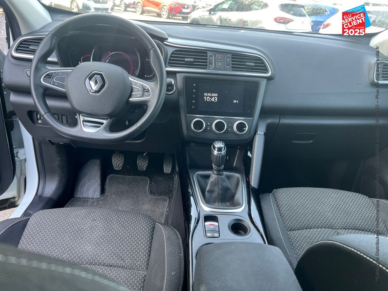 Véhicule d'occasion RENAULT KADJAR 1.5 BLUE DCI 115CH TEAM RUGBY GPS chez Renault Saint-Louis