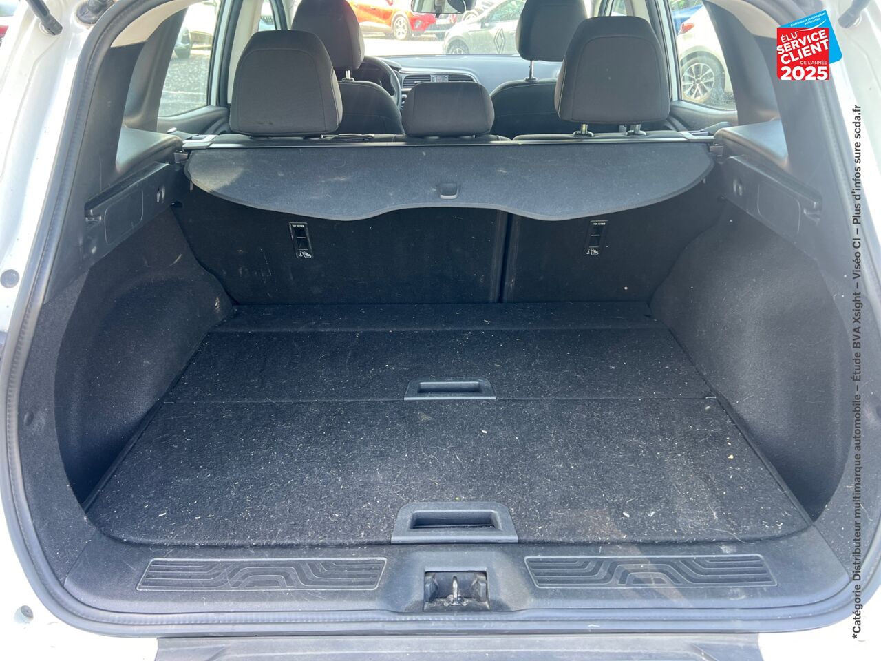 Véhicule d'occasion RENAULT KADJAR 1.5 BLUE DCI 115CH TEAM RUGBY GPS chez Renault Saint-Louis