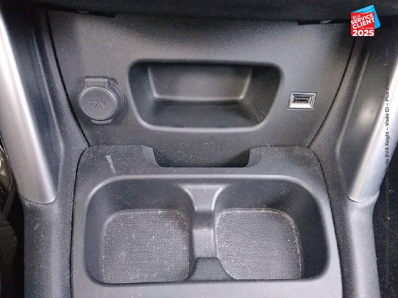 Véhicule d'occasion CITROEN C3 AIRCROSS PURETECH 110CH S/S SHINE E6.D-TEMP GPS chez Opel Bar le Duc