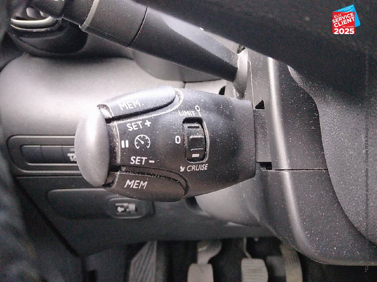 Véhicule d'occasion CITROEN C3 AIRCROSS PURETECH 110CH S/S SHINE E6.D-TEMP GPS chez Opel Bar le Duc