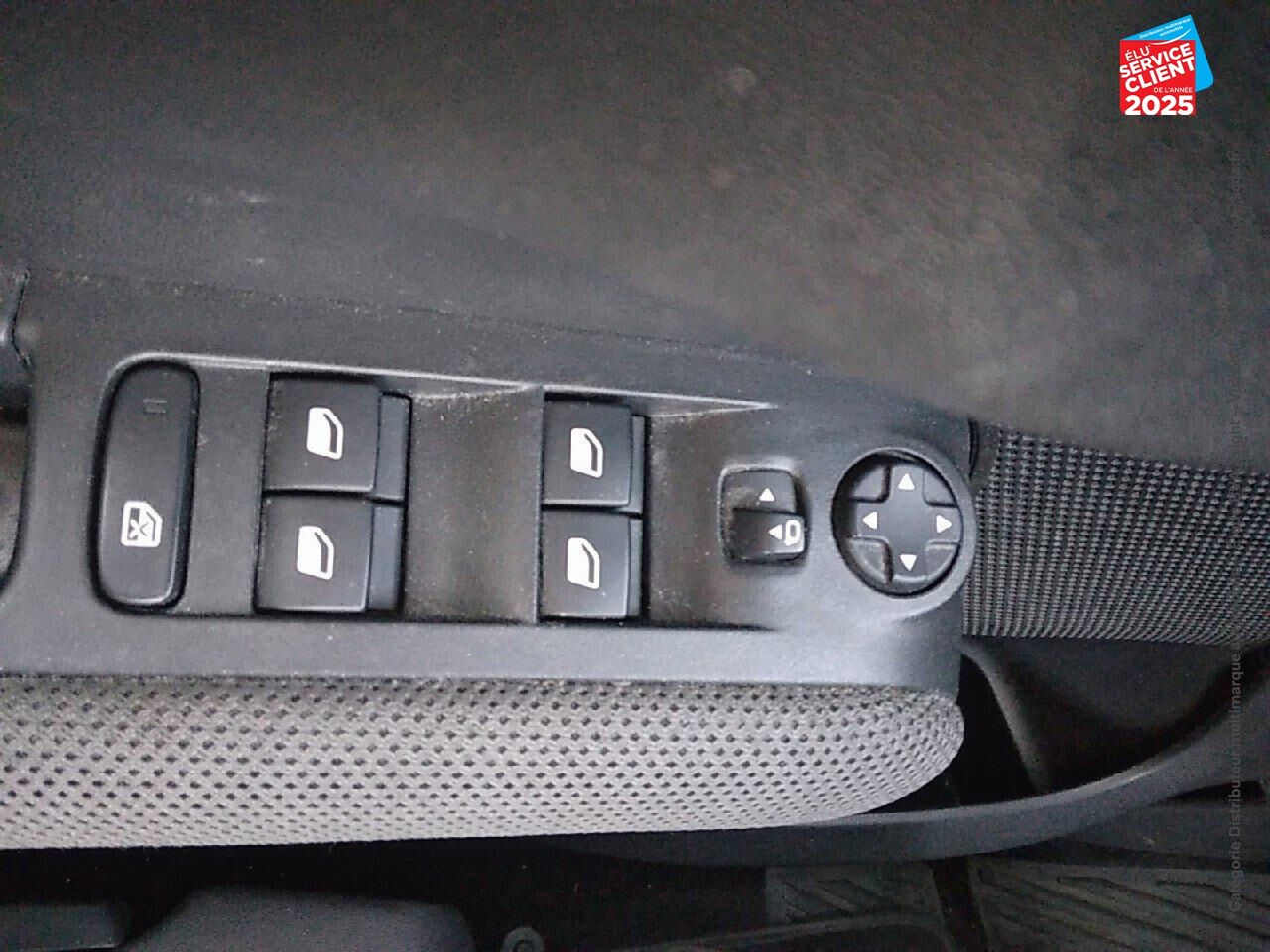 Véhicule d'occasion CITROEN C3 AIRCROSS PURETECH 110CH S/S SHINE E6.D-TEMP GPS chez Opel Bar le Duc