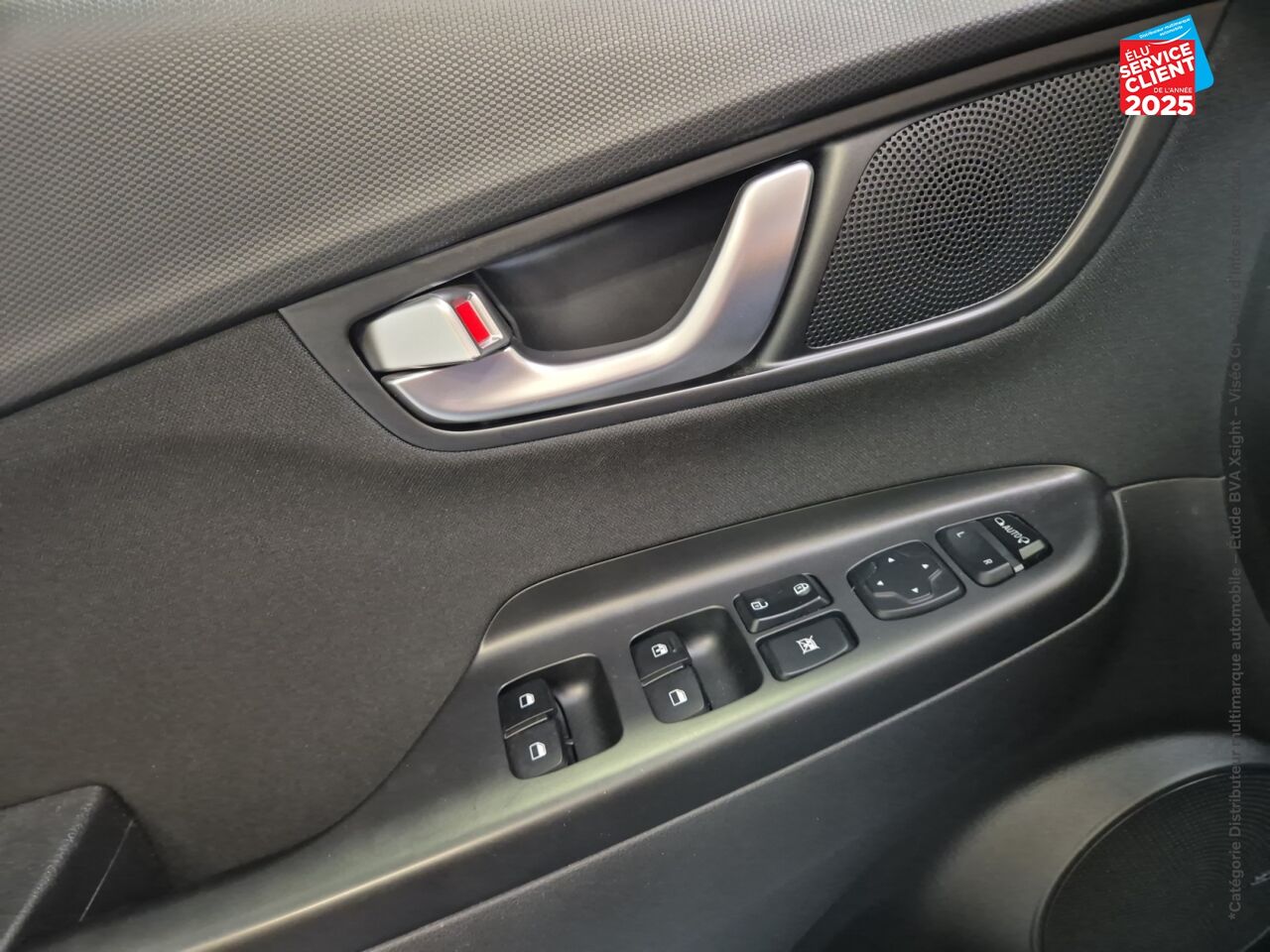 Véhicule d'occasion HYUNDAI KONA 1.6 GDI 141CH HYBRID CREATIVE DCT-6 chez Hyundai Epernay