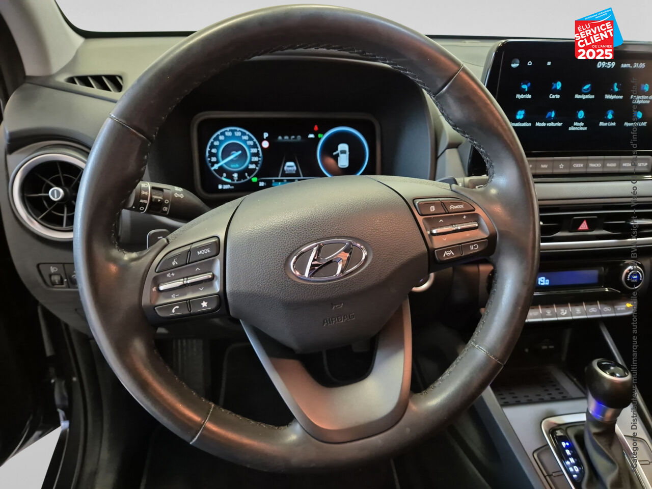 Véhicule d'occasion HYUNDAI KONA 1.6 GDI 141CH HYBRID CREATIVE DCT-6 chez Hyundai Epernay