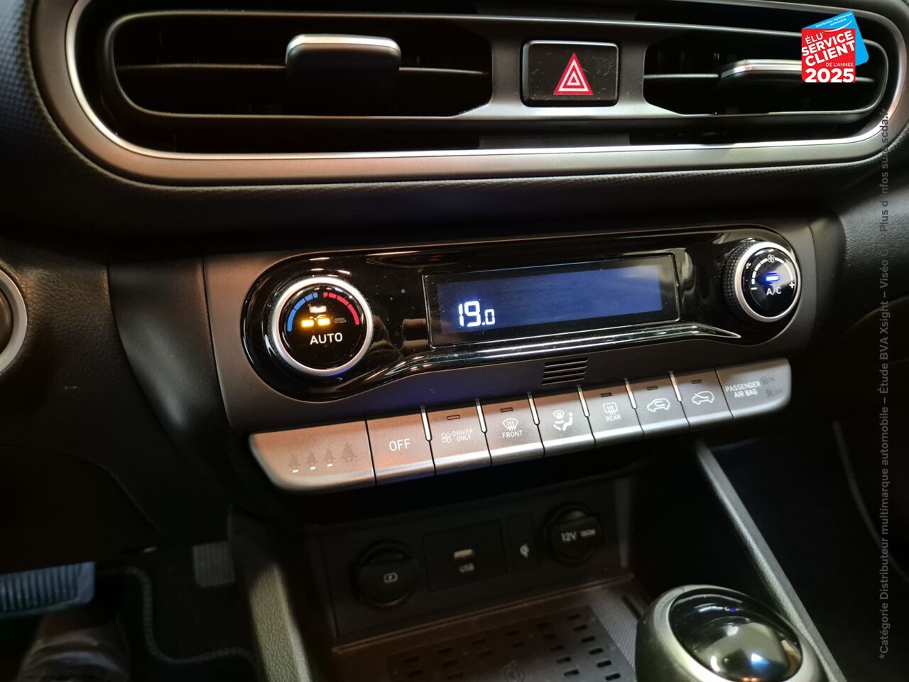 Véhicule d'occasion HYUNDAI KONA 1.6 GDI 141CH HYBRID CREATIVE DCT-6 chez Hyundai Epernay