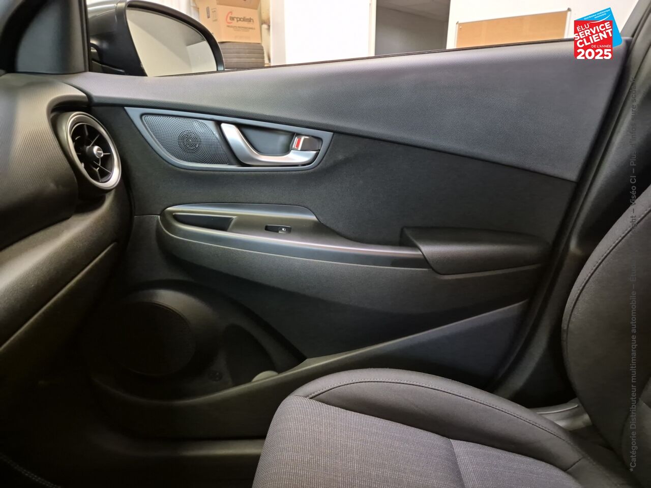 Véhicule d'occasion HYUNDAI KONA 1.6 GDI 141CH HYBRID CREATIVE DCT-6 chez Hyundai Epernay