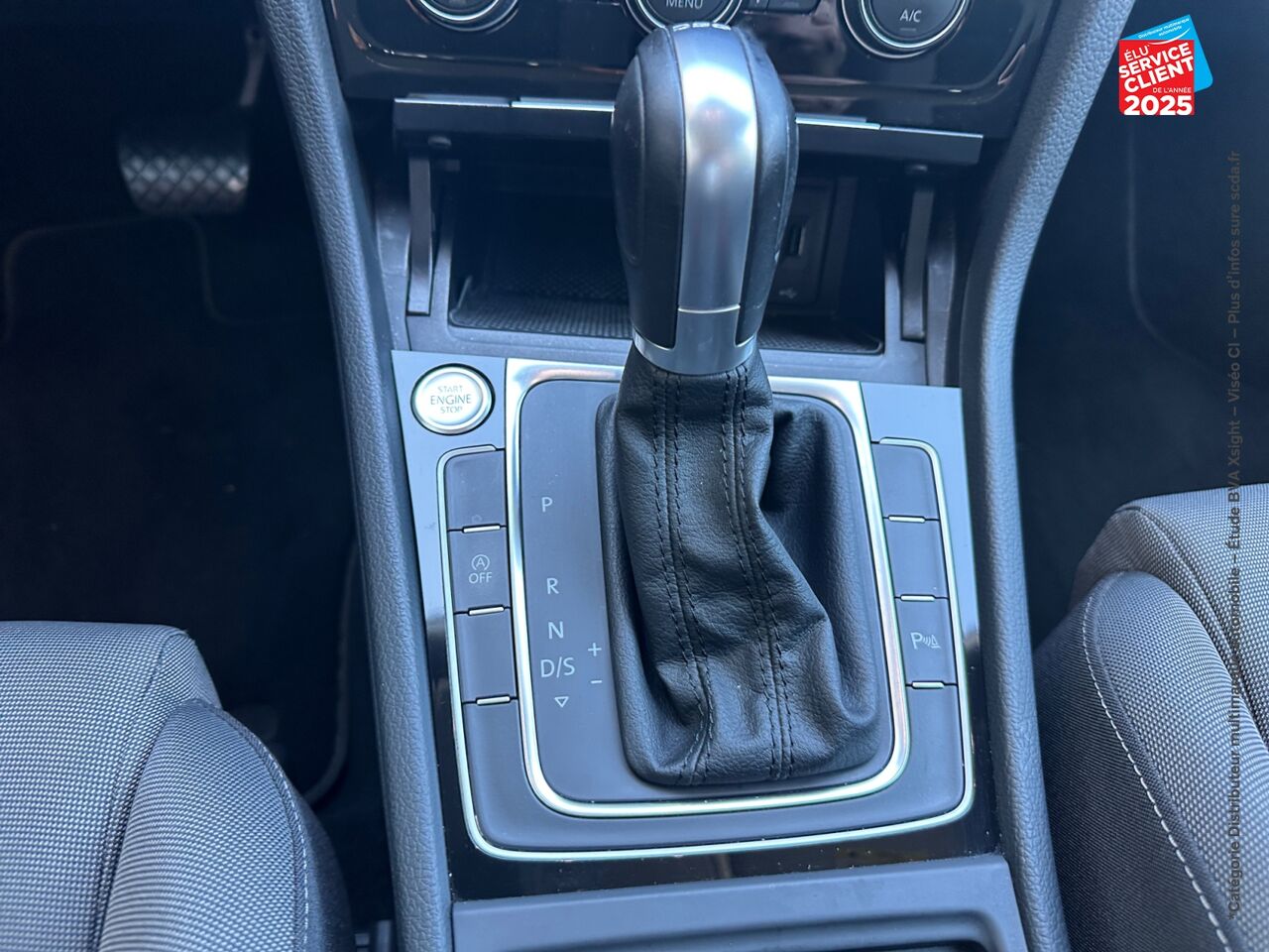 Véhicule d'occasion VOLKSWAGEN GOLF 1.5 TSI EVO 150CH CARAT DSG7 EURO6D-T 5P 8CV chez Toyota Bar le Duc