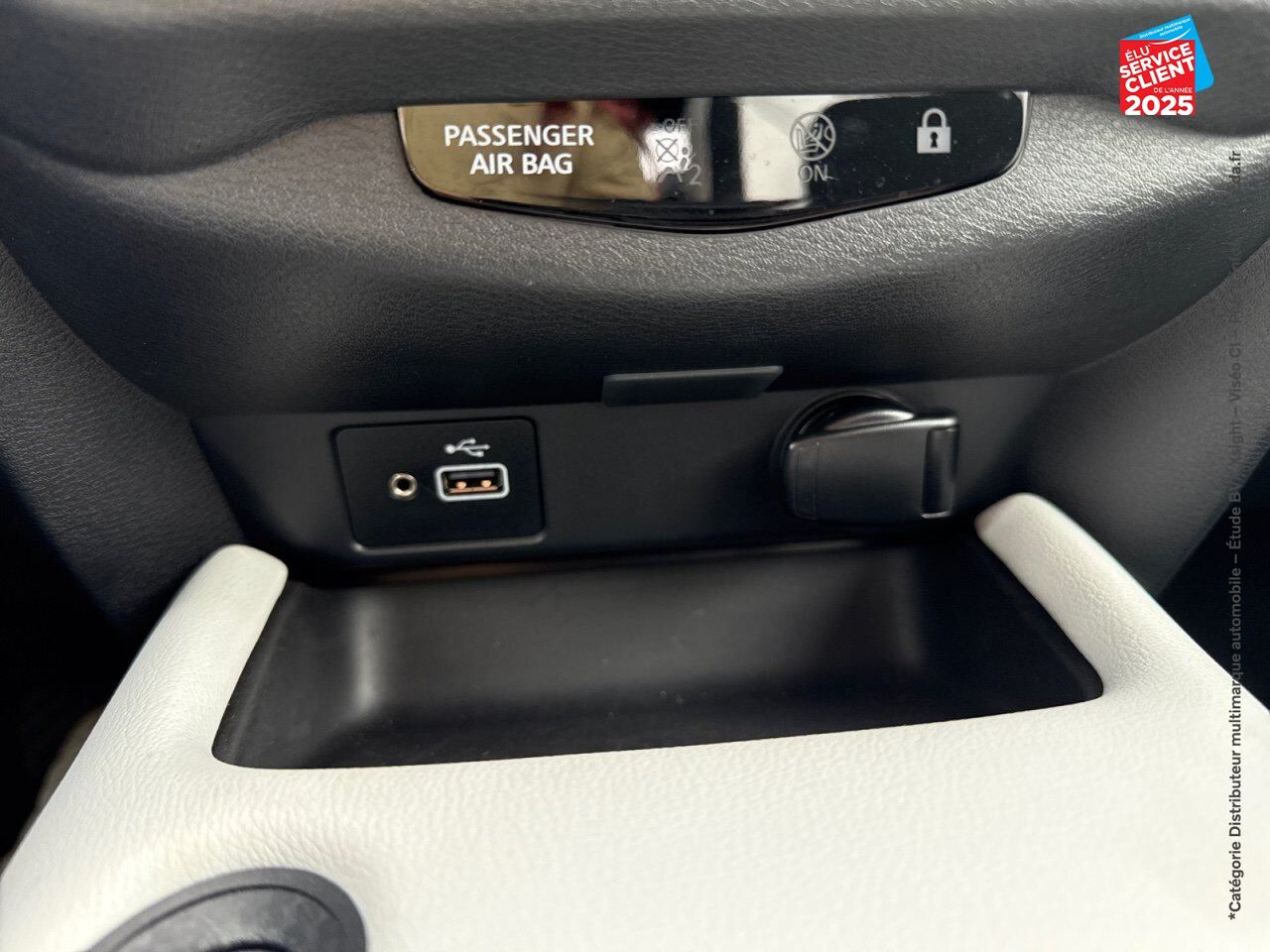 Véhicule d'occasion NISSAN JUKE 1.0 DIG-T 114CH N-DESIGN DCT 2021 SIEGES CHAUF GPS CAM360 BOSE chez Toyota Thionville