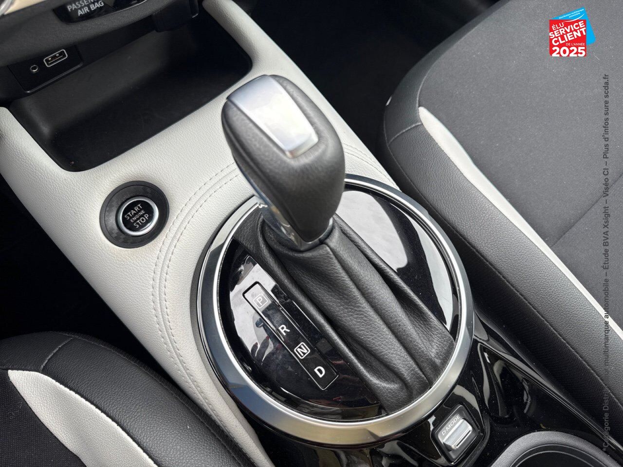 Véhicule d'occasion NISSAN JUKE 1.0 DIG-T 114CH N-DESIGN DCT 2021 SIEGES CHAUF GPS CAM360 BOSE chez Toyota Thionville