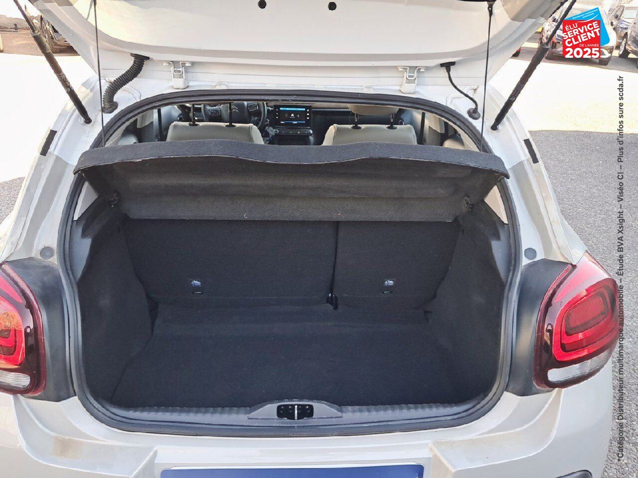 Véhicule d'occasion CITROEN C3 1.2 PURETECH 83CH SS SHINE PACK 123G chez Renault Sélestat