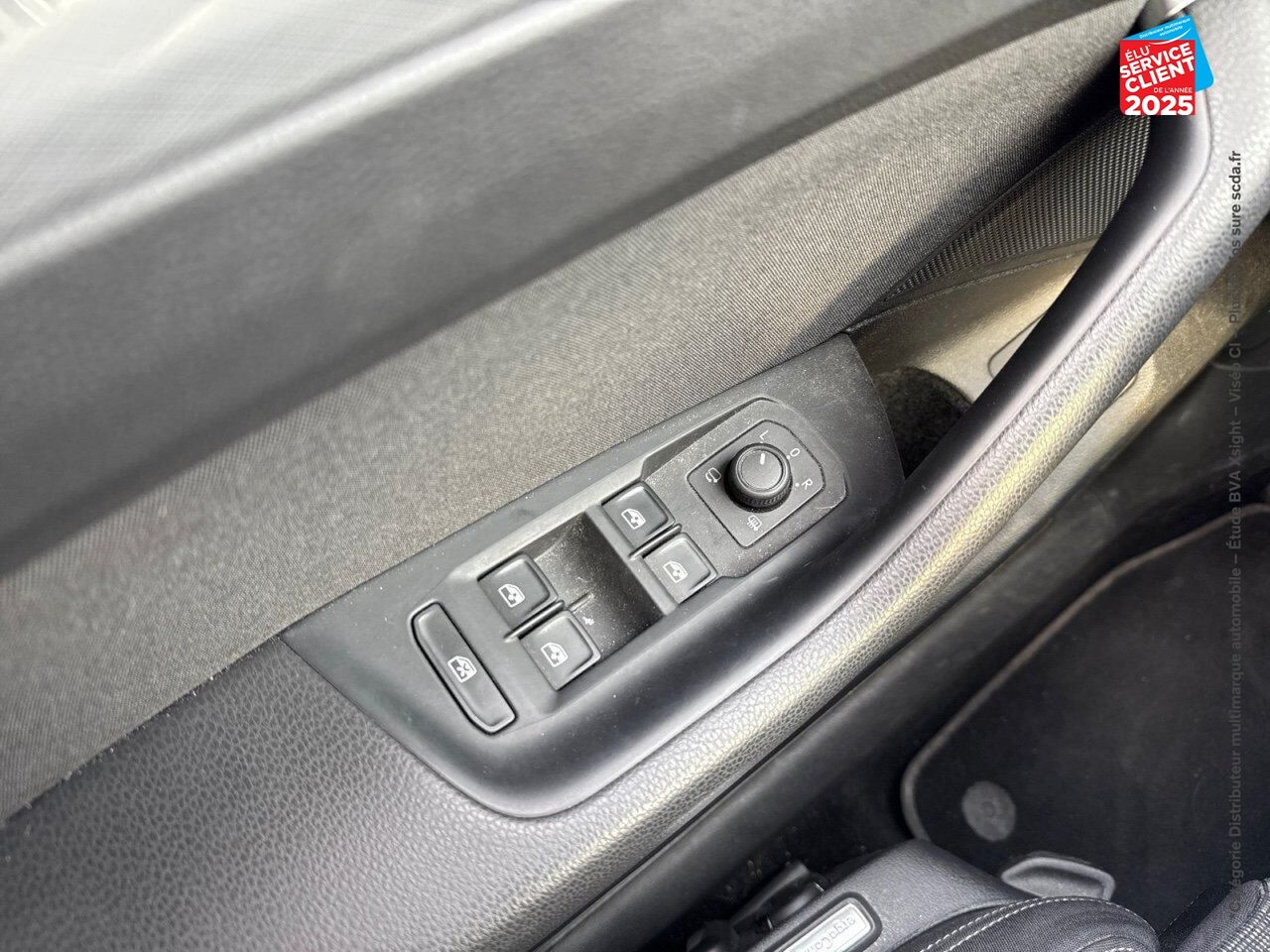 Véhicule d'occasion VOLKSWAGEN PASSAT SW 1.6 TDI 120CH CONFORTLINE BUSINESS DSG7 EURO6D-T GPS CAMERA RADAR AR AV chez Renault Saint-Louis