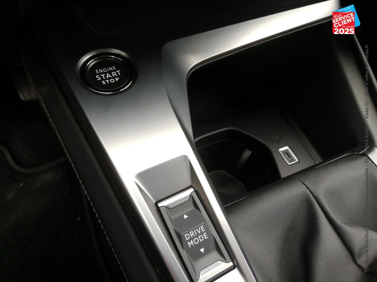 Véhicule d'occasion PEUGEOT 308 SW 1.5 BLUEHDI 130CH S/S ALLURE GPS CAMERA CARPLAY chez Renault Saint-Louis