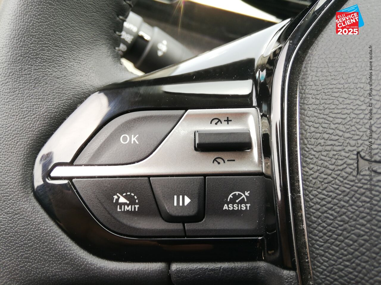 Véhicule d'occasion PEUGEOT 308 SW 1.5 BLUEHDI 130CH S/S ALLURE GPS CAMERA CARPLAY chez Renault Saint-Louis