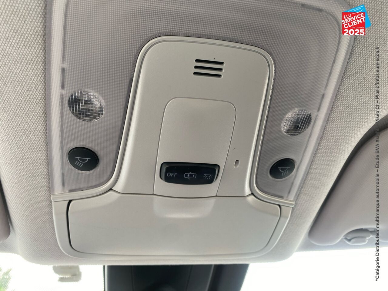 Véhicule d'occasion TOYOTA PRIUS RECHARGEABLE 122H SOLAR RC18 SIEGE CHAUF CAMERA GPS chez Renault Sélestat