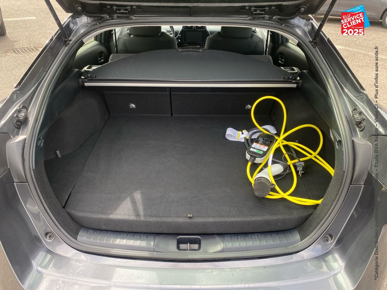 Véhicule d'occasion TOYOTA PRIUS RECHARGEABLE 122H SOLAR RC18 SIEGE CHAUF CAMERA GPS chez Renault Sélestat