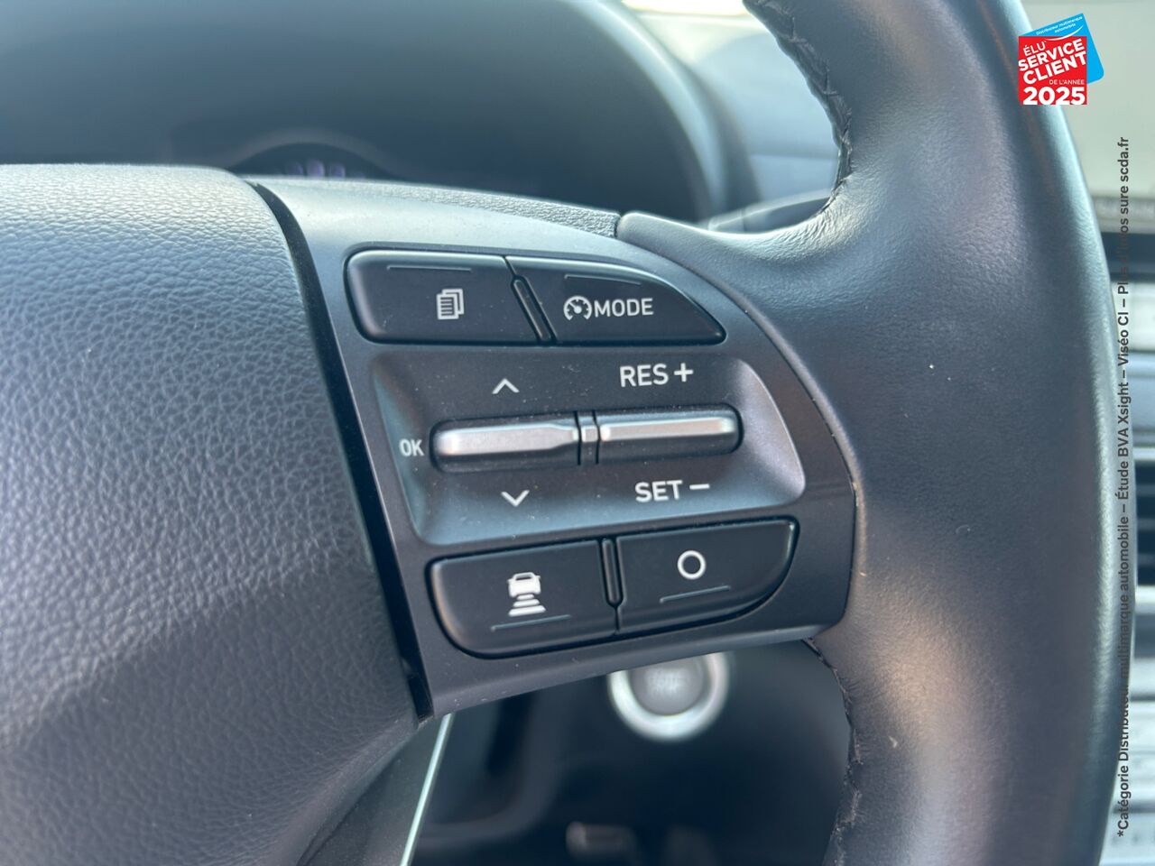 Véhicule d'occasion HYUNDAI KONA ELECTRIC 136CH CREATIVE EURO6D-T EVAP 2CV SIEGE CHAUF CAMERA GPS chez Hyundai Reims