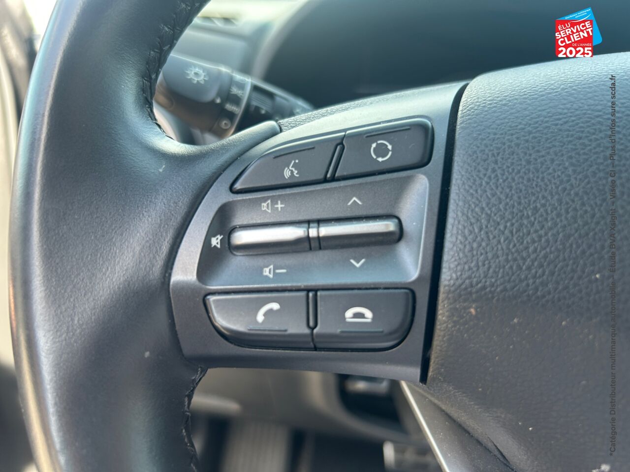 Véhicule d'occasion HYUNDAI KONA ELECTRIC 136CH CREATIVE EURO6D-T EVAP 2CV SIEGE CHAUF CAMERA GPS chez Hyundai Reims