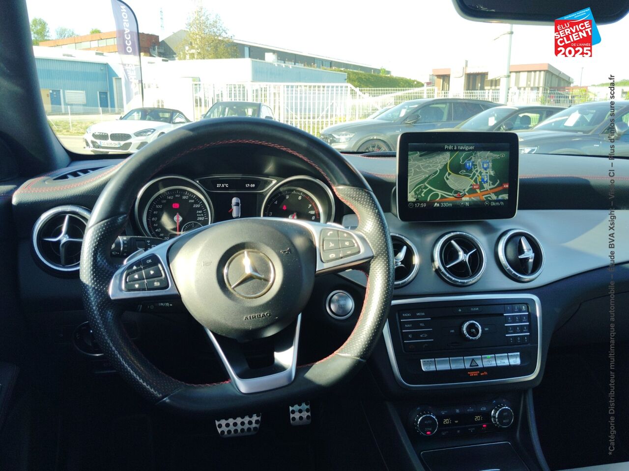 Véhicule d'occasion MERCEDES-BENZ CLA SHOOTING BRAKE 250 FASCINATION 7G-DCT TPANO GPS CAMERA chez Renault Saint-Louis