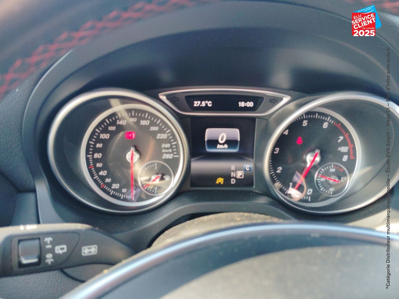 Véhicule d'occasion MERCEDES-BENZ CLA SHOOTING BRAKE 250 FASCINATION 7G-DCT TPANO GPS CAMERA chez Renault Saint-Louis