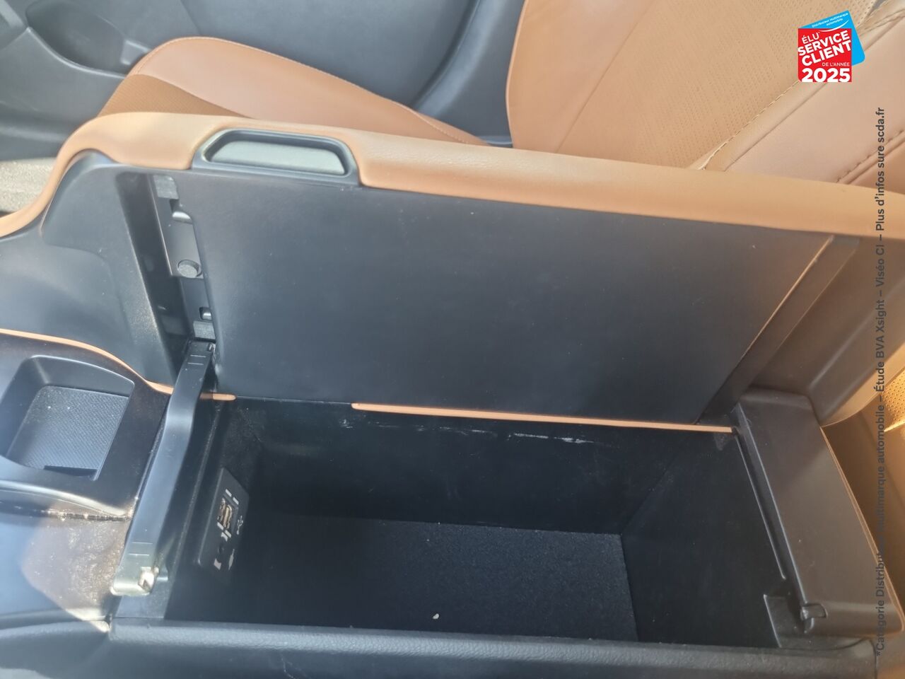 Véhicule d'occasion LEXUS UX 250H 4WD LUXE PLUS MY22 chez Toyota Thionville