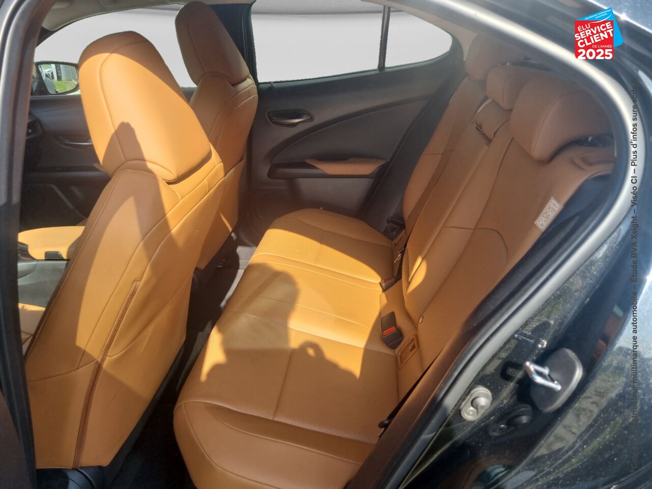 Véhicule d'occasion LEXUS UX 250H 4WD LUXE PLUS MY22 chez Toyota Thionville