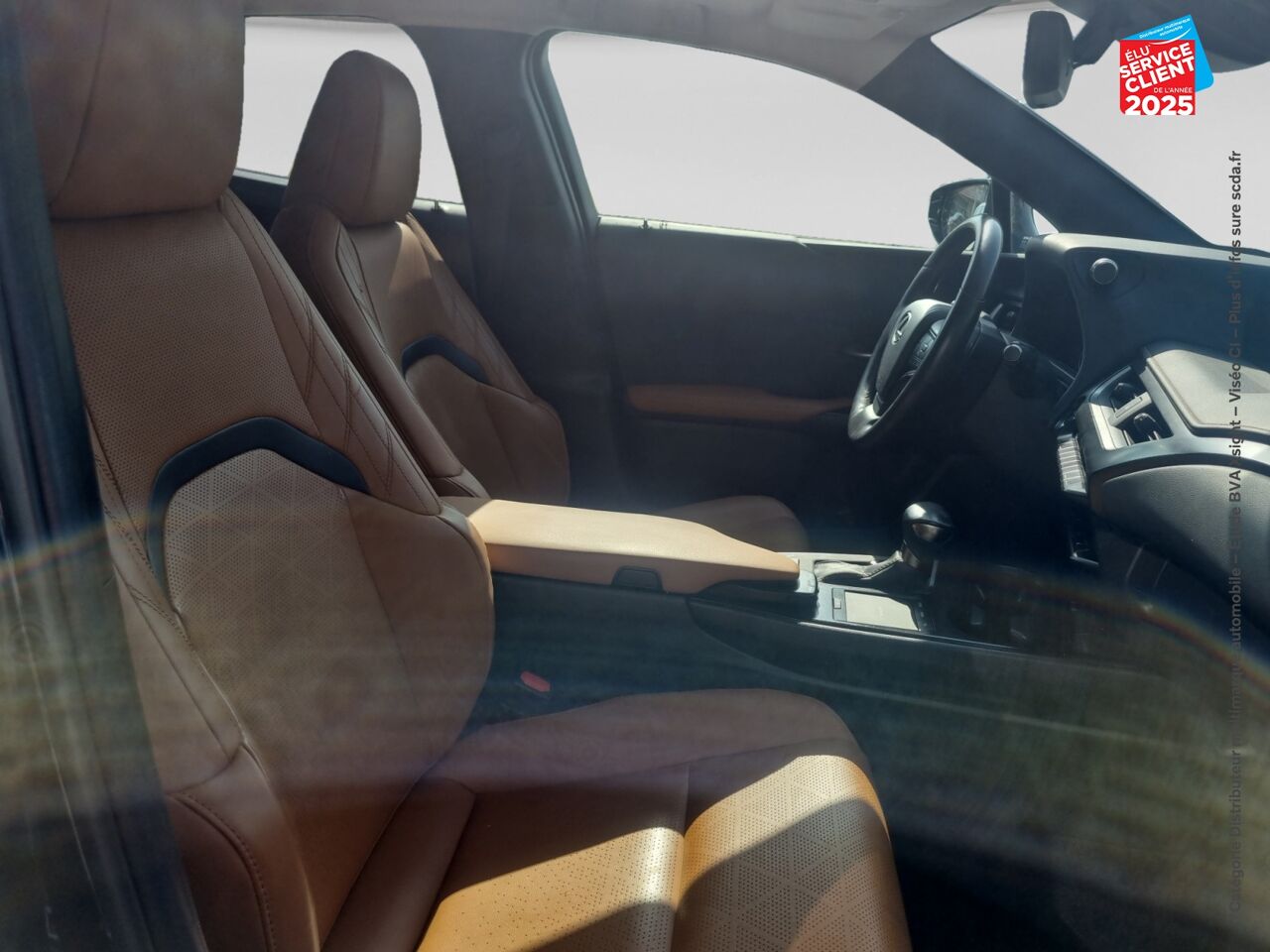 Véhicule d'occasion LEXUS UX 250H 4WD LUXE PLUS MY22 chez Toyota Thionville