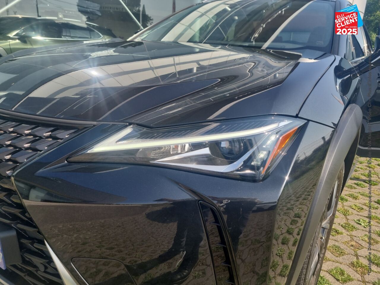 Véhicule d'occasion LEXUS UX 250H 4WD LUXE PLUS MY22 chez Toyota Thionville