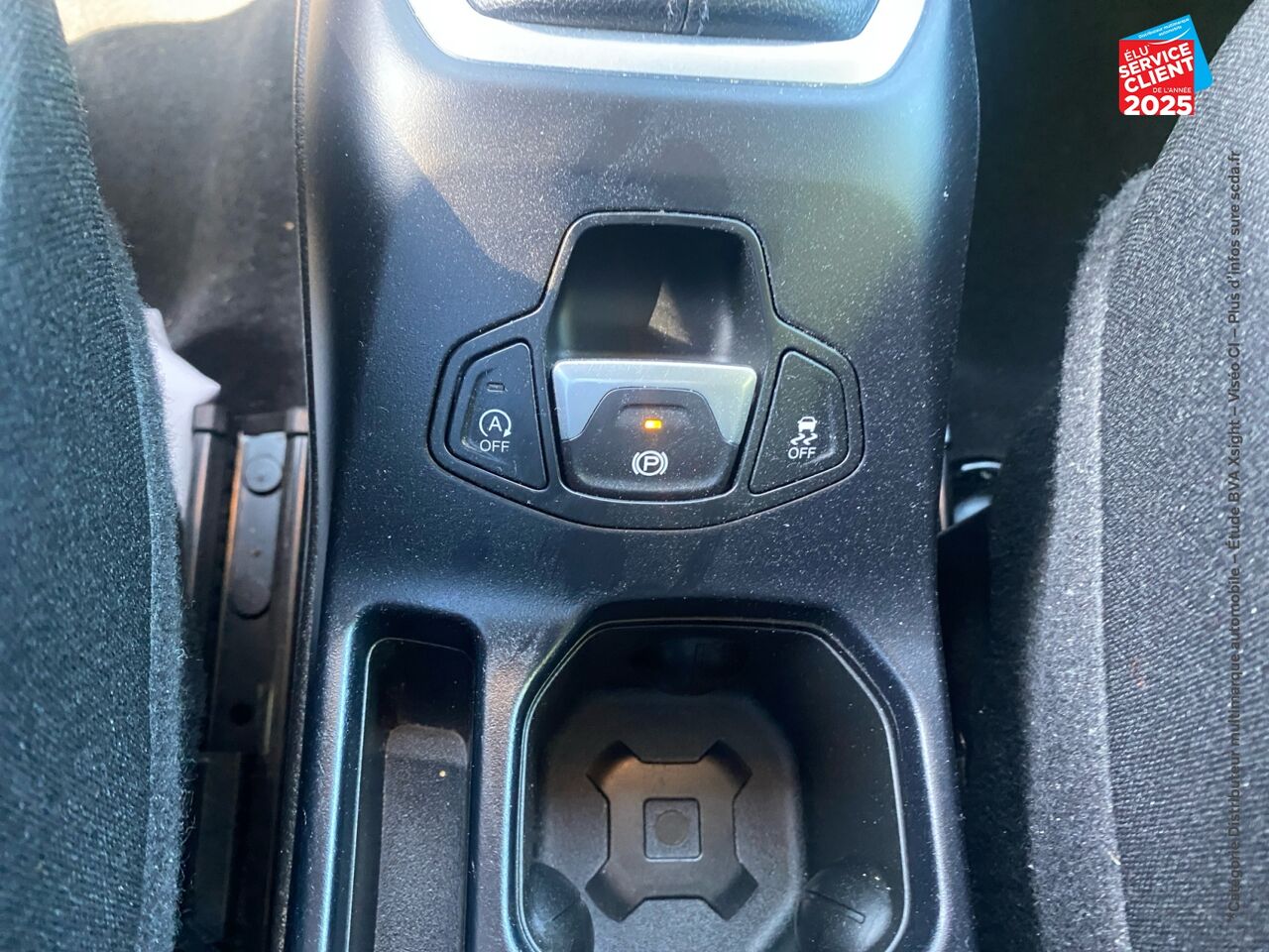 Véhicule d'occasion JEEP RENEGADE 1.6 MULTIJET 130CH LONGITUDE MY21 chez Renault Sélestat