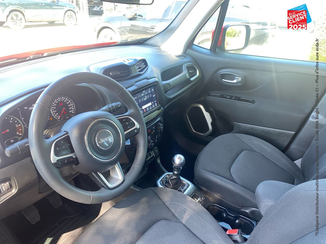 Véhicule d'occasion JEEP RENEGADE 1.6 MULTIJET 130CH LONGITUDE MY21 chez Renault Sélestat