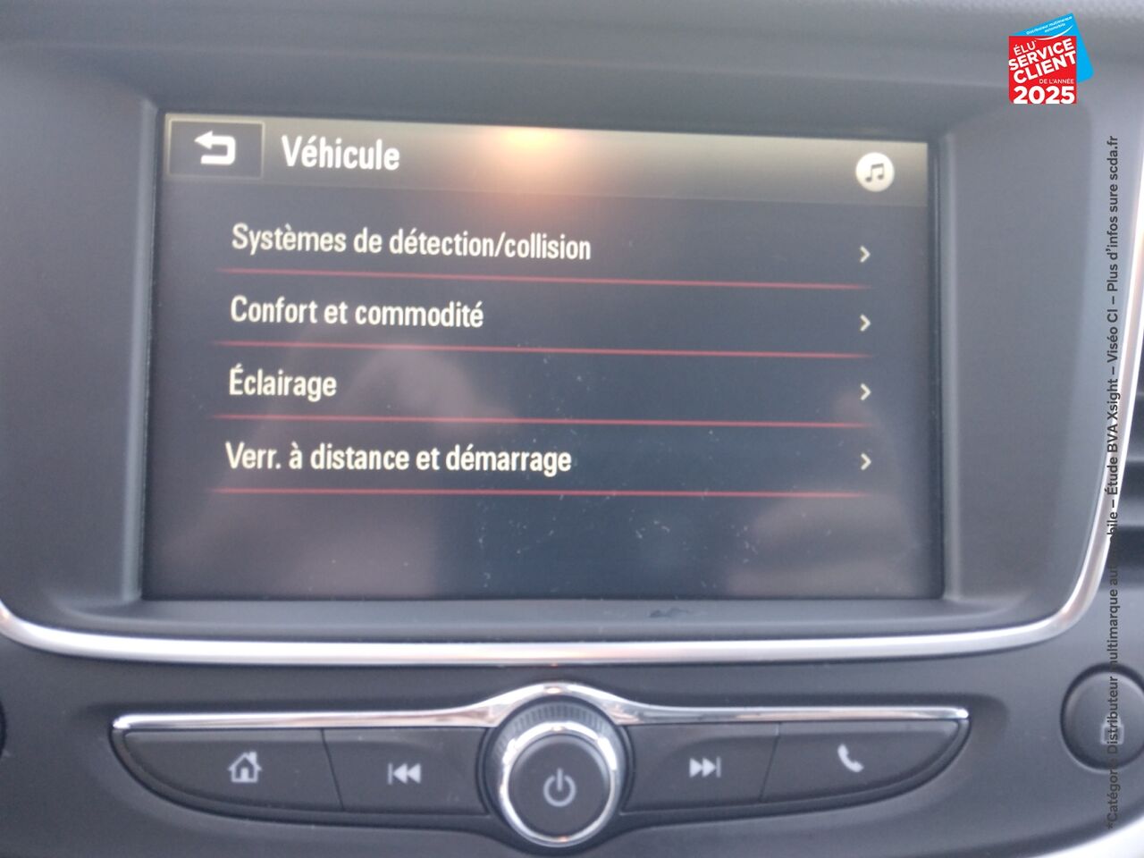 Véhicule d'occasion OPEL CROSSLAND 1.2 TURBO 110CH ELEGANCE chez Opel Charleville