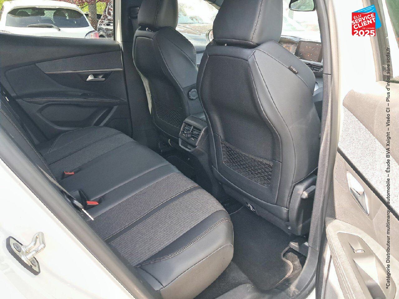 Véhicule d'occasion PEUGEOT 3008 1.2 PURETECH 130CH E6.C GT LINE SS chez Toyota Bar le Duc