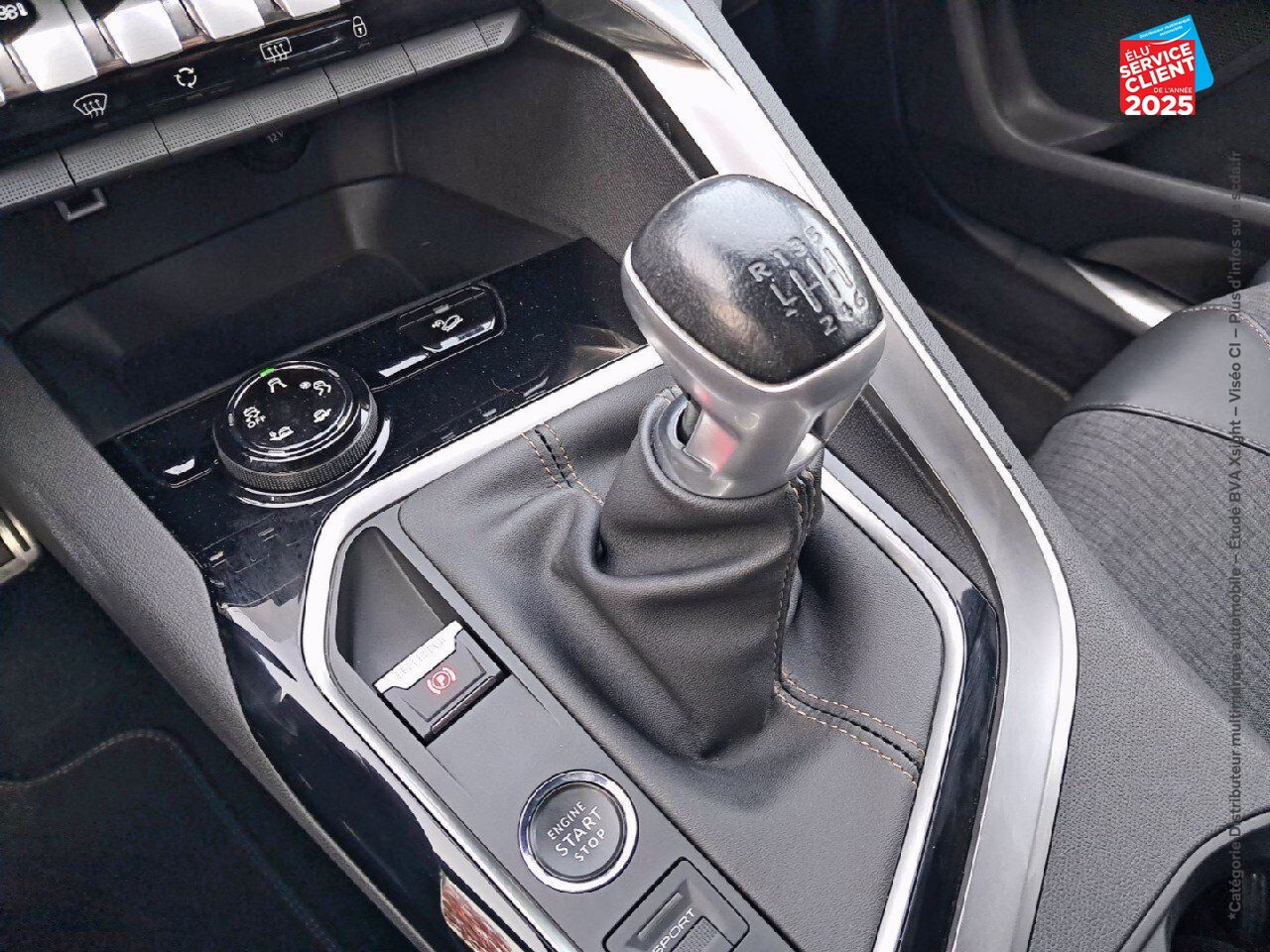 Véhicule d'occasion PEUGEOT 3008 1.2 PURETECH 130CH E6.C GT LINE SS chez Toyota Bar le Duc