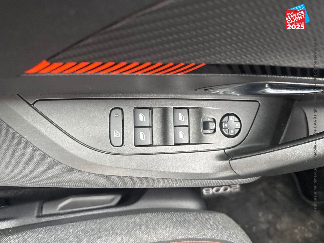 Véhicule d'occasion PEUGEOT 2008 1.2 PURETECH 100CH SS ACTIVE chez Peugeot Sedan