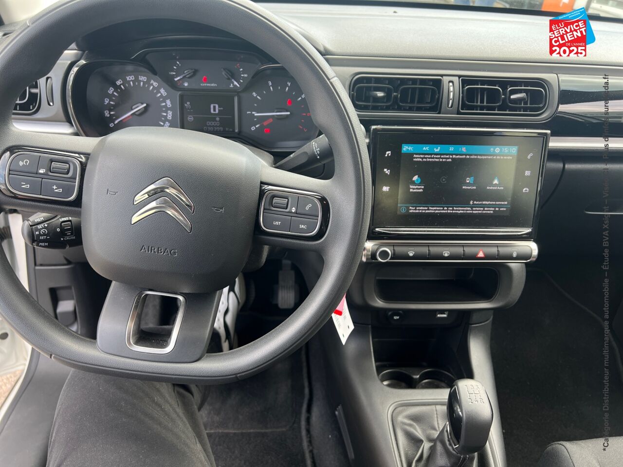 Véhicule d'occasion CITROEN C3 PURETECH 82CH GRAPHIC S/S E6.D-TEMP CARPLAY chez Renault Saint-Louis