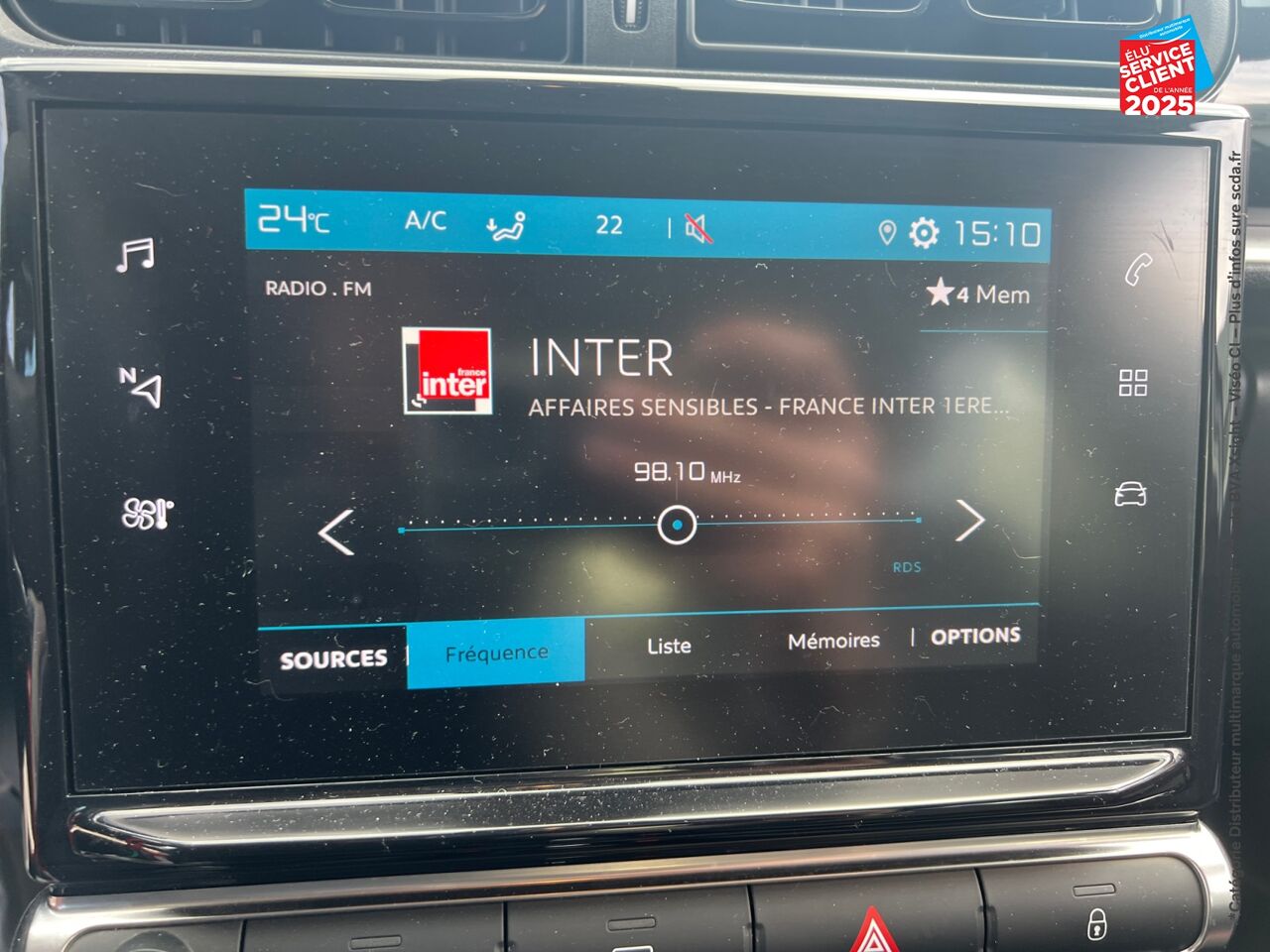 Véhicule d'occasion CITROEN C3 PURETECH 82CH GRAPHIC S/S E6.D-TEMP CARPLAY chez Renault Saint-Louis
