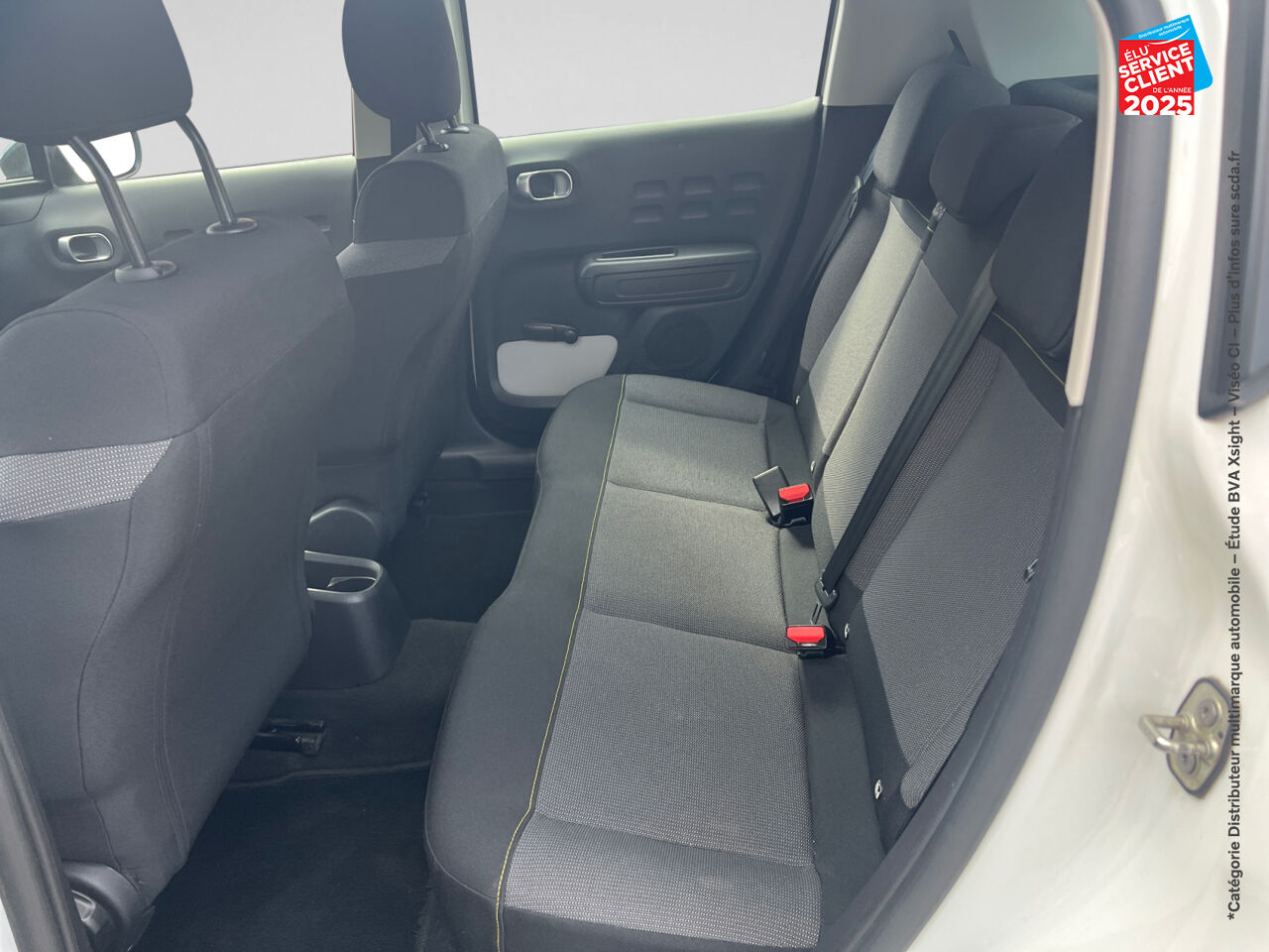 Véhicule d'occasion CITROEN C3 PURETECH 82CH GRAPHIC S/S E6.D-TEMP CARPLAY chez Renault Saint-Louis